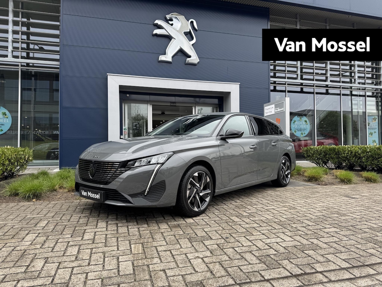 Peugeot 308 SW - 1.2 Hybrid 136 e-DCS6 Allure | Navigatie | Camera | Climate control - AutoWereld.nl