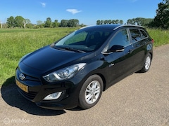 Hyundai i30 Wagon - 1.6 Vision Facelift-model (bj2012)