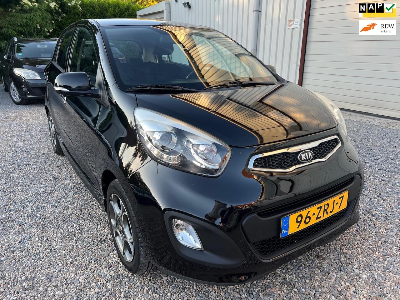 Kia Picanto - 1.0 CVVT Design Edition LED.AIRCO.USB.APK.NAP! - AutoWereld.nl