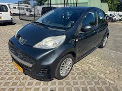 Peugeot 107 - 1.0-12V XR