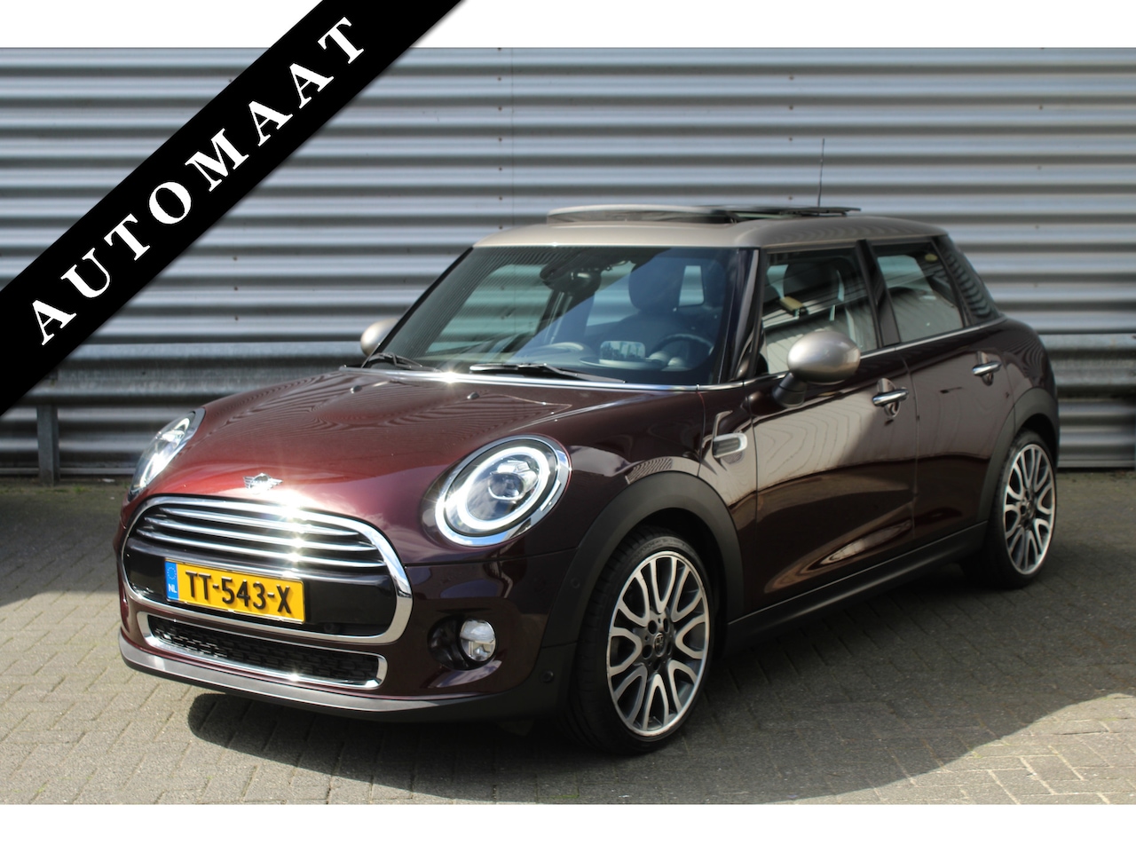 MINI Cooper - 1.5 136pk Chili AUTOMAAT 59.355km NL-Auto NAP Panoramadak Clima Cruise Navi HUD Harman&Kar - AutoWereld.nl