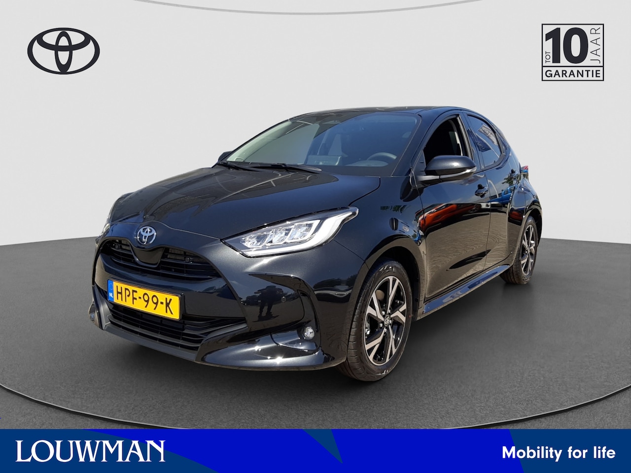 Toyota Yaris - 1.5 Hybrid 115 Dynamic | Blind Spot Monitor | Stuurwiel verwarming | Stoelverwarming | - AutoWereld.nl