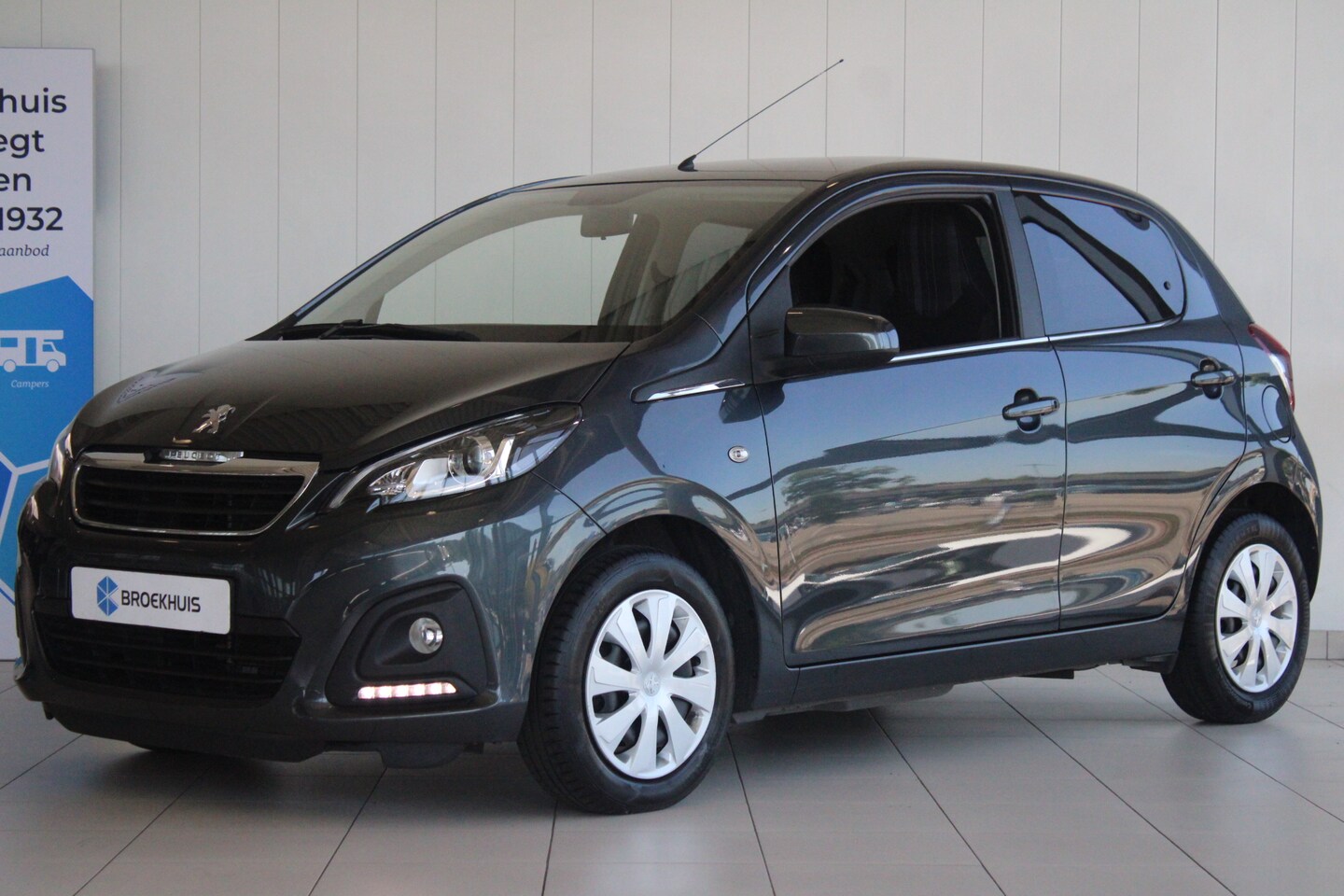 Peugeot 108 - 1.0 e-VTi Active AIRCO | BLUETOOTH | LED DAGRIJVERLICHTING | ELEKTRISCHE SPIEGELS | 5 DEUR - AutoWereld.nl