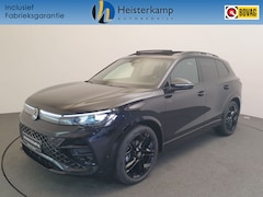Volkswagen Tiguan - 1.5 eTSI 150pk DSG/AUT R-Line Wegklapbare trekhaak, Panoramadak, 360 camera