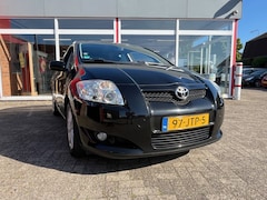 Toyota Auris - 1.6-16V Luna