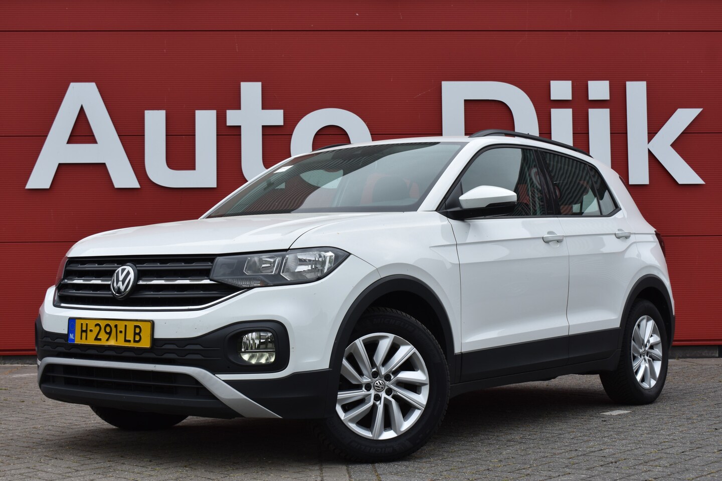 Volkswagen T-Cross - 1.0 TSI Life DSG | Virtual Cockpit | Camera | Carplay | Keyless | Navi | Clima | DAB | PDC - AutoWereld.nl