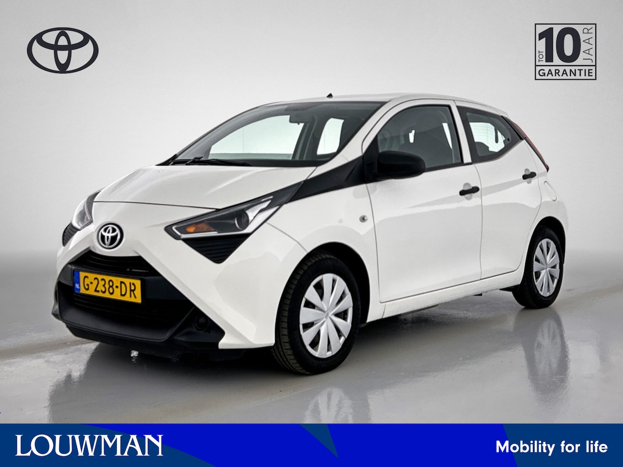 Toyota Aygo - 1.0 VVT-i x-fun | 1e Eigenaar | Airco | Dealer Onderhouden | Bluetooth | - AutoWereld.nl