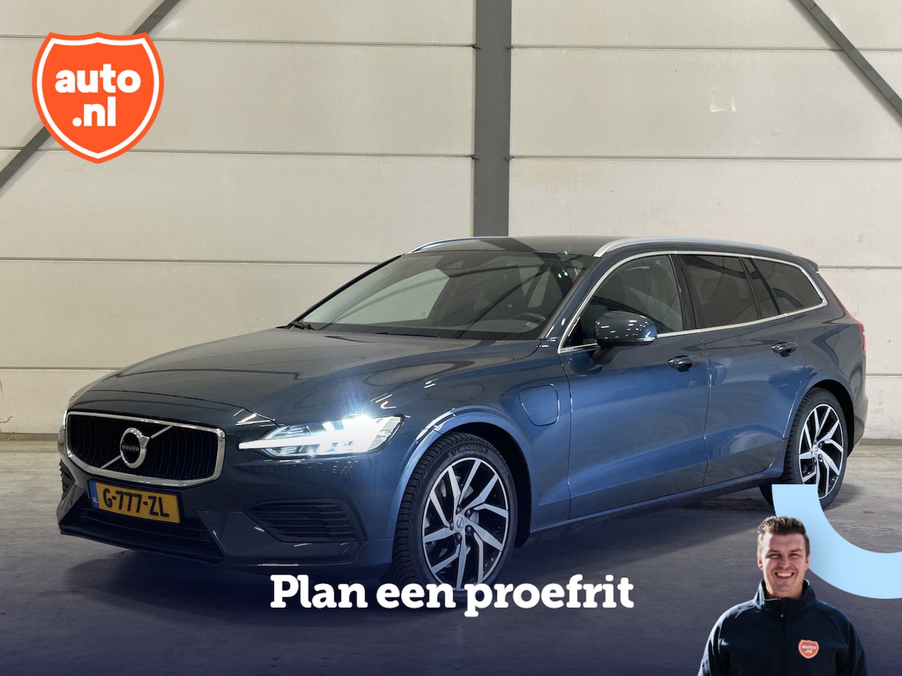 Volvo V60 - 2.0 T6 Twin Engine AWD Momentum Pro | Trekhaak | Camera | Carplay | LED | Elektr achterkle - AutoWereld.nl