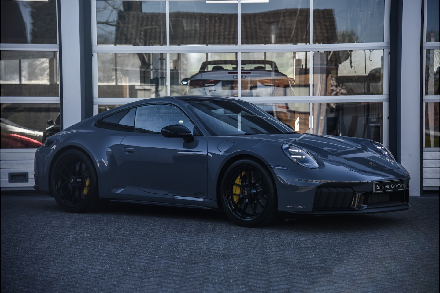 Porsche 911 - 992.2 3.6 Carrera 4 GTS 541PK - AutoWereld.nl