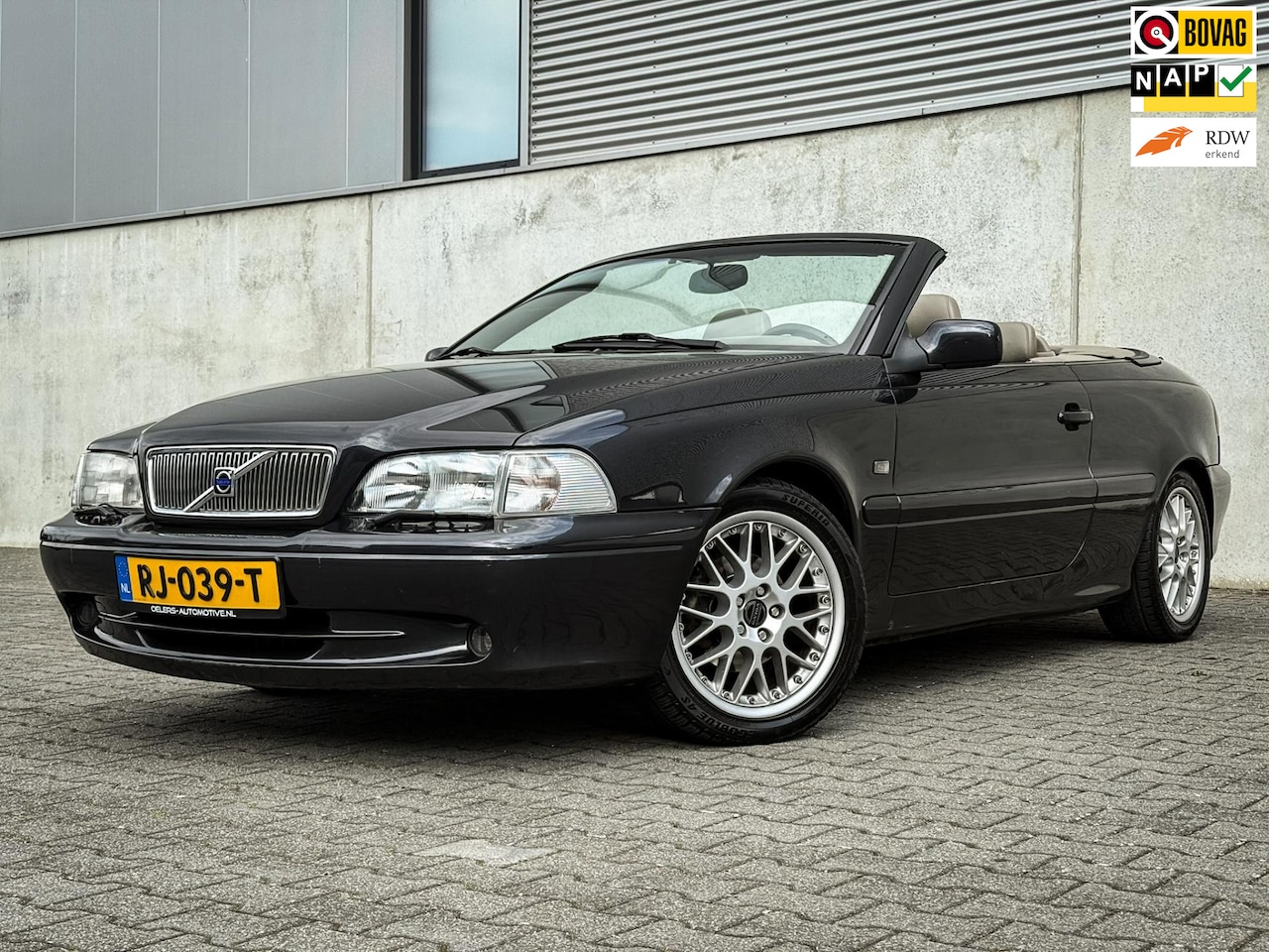 Volvo C70 Convertible - 2.4 Turbo | Clima | Cruise | Leder | Metalic | Stoelverw. | PDC - AutoWereld.nl