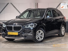 BMW X1 - XDrive25e|Cam|Navi-XL|HUD|Stoelverwarming|Dealer|APK
