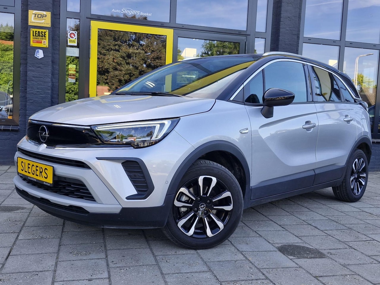 Opel Crossland - 1.2 Turbo Elegance | Panoramadak | Park. Cam. | Park. Sens. V + A | Android Auto en Apple - AutoWereld.nl