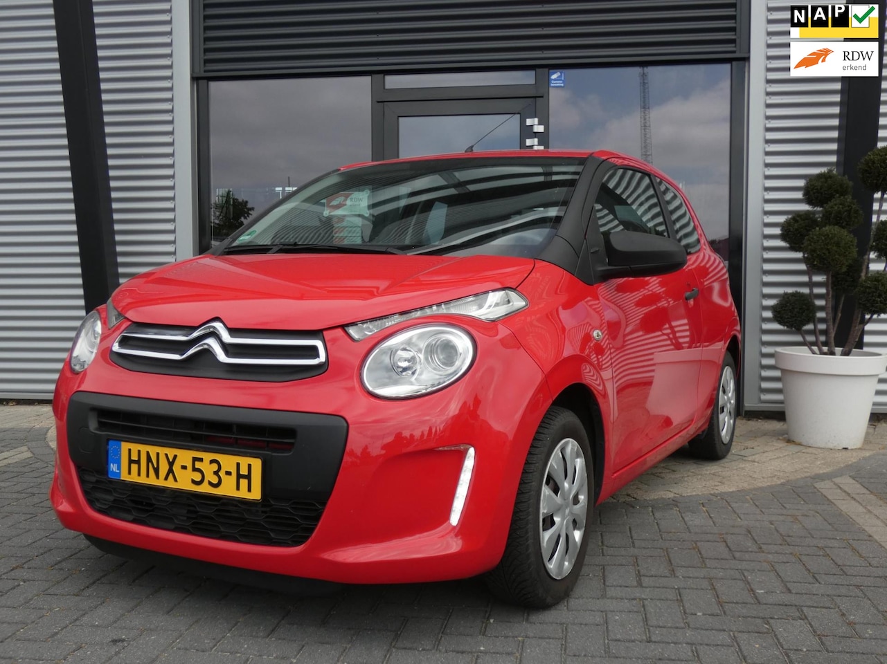Citroën C1 - 1.0 e-VTi Airscape Shine 1.0 e-VTi Airscape Shine - AutoWereld.nl