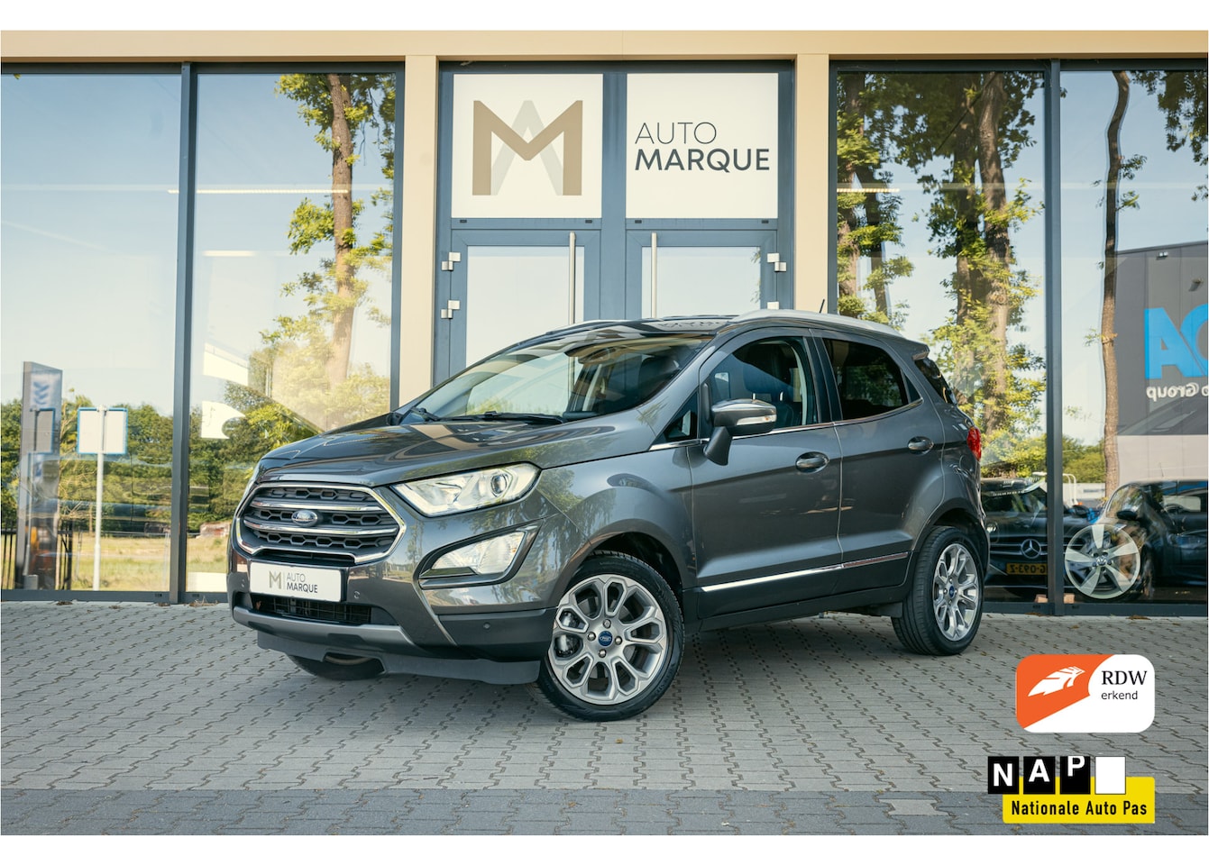 Ford EcoSport - 1.0 EcoBoost | Titanium | Navigatie incl. CarPlay | Stoel/Stuur & Voorruitverwarming | 17" - AutoWereld.nl