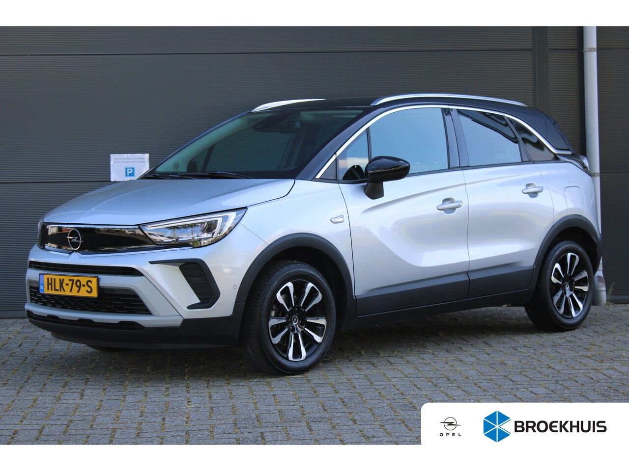 Opel Crossland - 1.2 Turbo Elegance / Navigatie / Camera / Dodehoek Detectie / Parkeersensoren / Carplay / - AutoWereld.nl