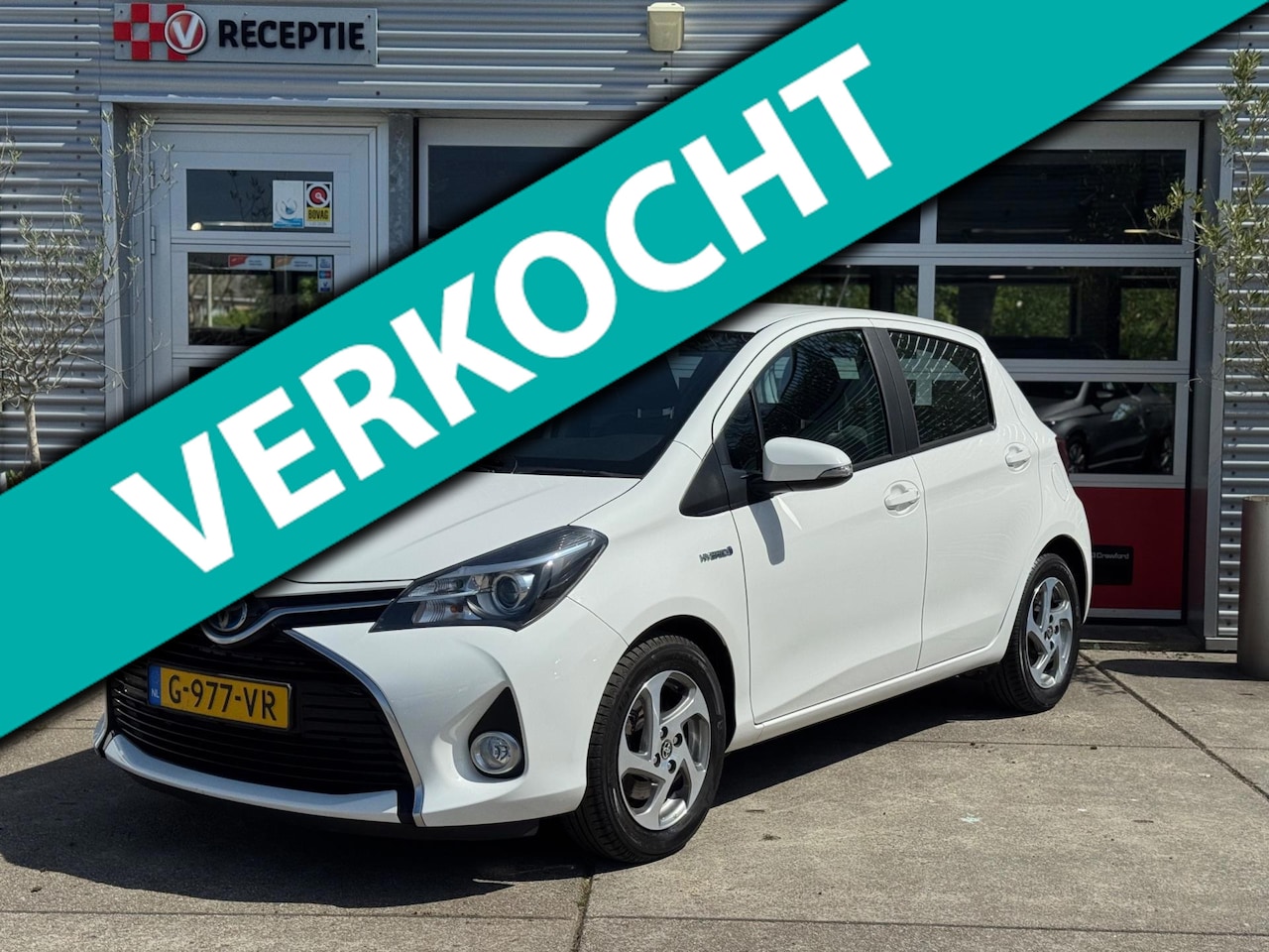 Toyota Yaris - 1.5 Hybrid Lease Automaat/ Clima / A.Cam / Lm / Nette auto - AutoWereld.nl