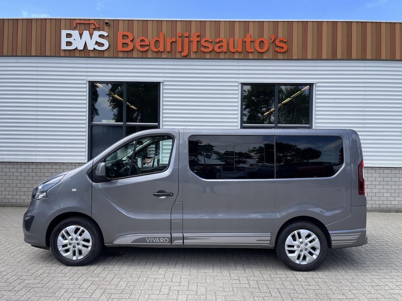 Opel Vivaro Combi - 1.6 CDTI 120pk L1H1 Innovation / 8 persoons / vaste prijs rijklaar € 21.950 marge / vrij v - AutoWereld.nl