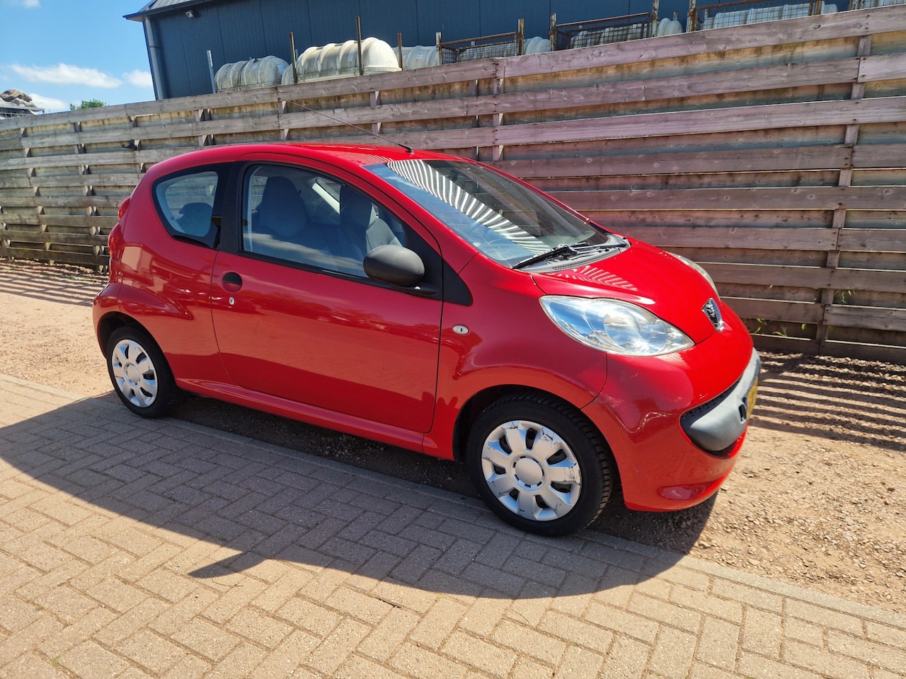 Peugeot 107 - 1.0-12V XR 1.0-12V XR - AutoWereld.nl