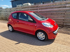 Peugeot 107 - 1.0-12V XR