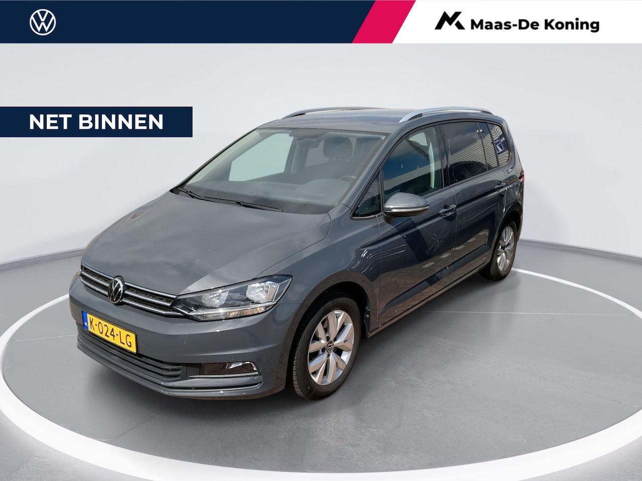 Volkswagen Touran - 1.5 TSI Comfortline Business 7p · Navigatie · Parkeersensoren + camera · Stoelverwarming - AutoWereld.nl