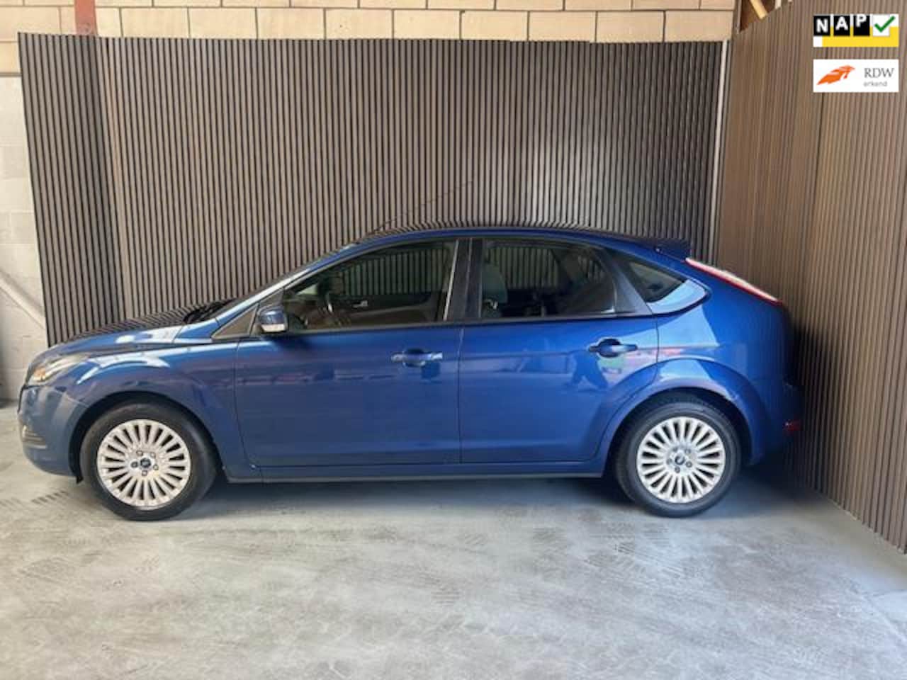 Ford Focus - 1.8 Limited 1.8 Limited - AutoWereld.nl