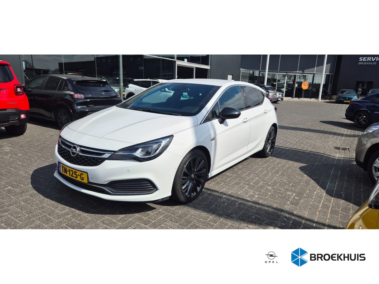 Opel Astra - 1.4 Innovation Airco | Camera | Cruise | Navi | Dodehoek detectie | Opc-line | Agr-stoelen - AutoWereld.nl