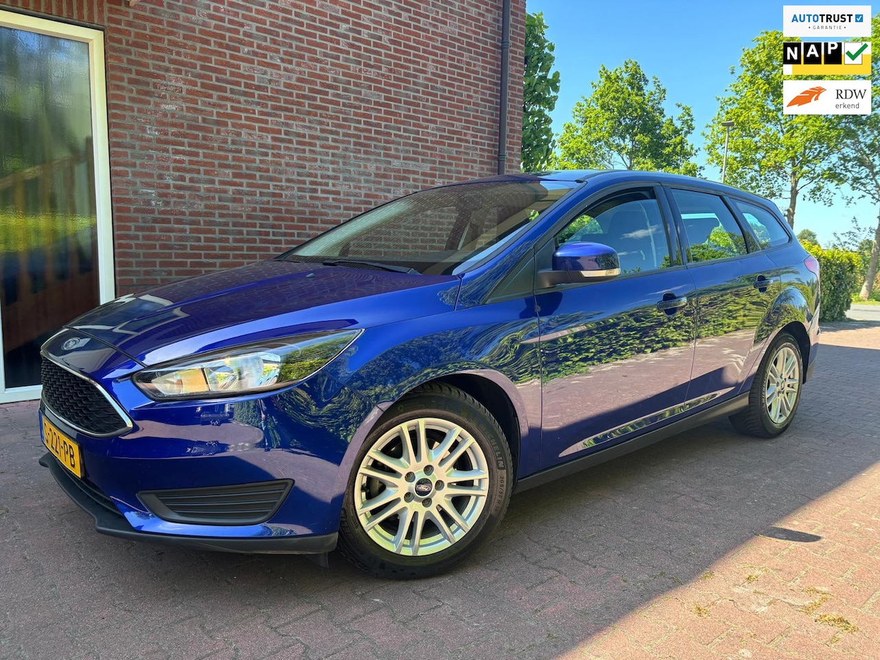 Ford Focus Wagon - 1.0 Trend Edition 1.0 Trend Edition - AutoWereld.nl