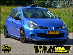 Renault Clio - 2.0-16V RS MEGCLIO / Recaro / 8.000 km