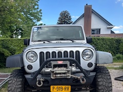 Jeep Wrangler Unlimited - Let op lees text Facelift young timer 3.8