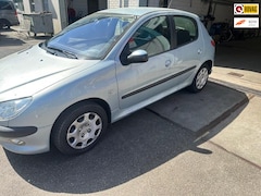 Peugeot 206 - 1.4 Air-line 3