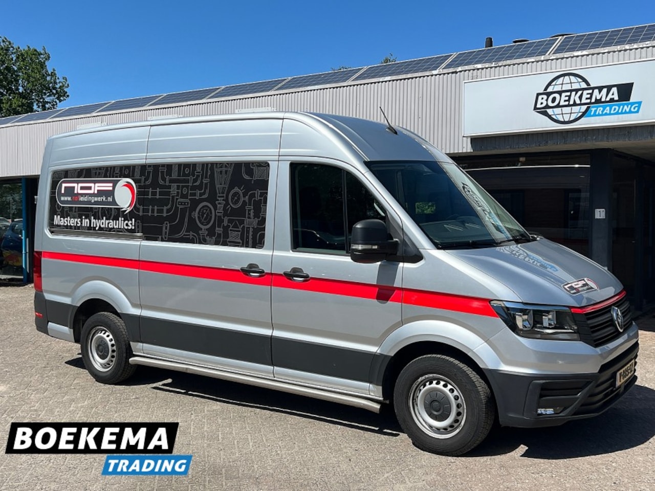Volkswagen Crafter - 35 2.0 TDI 140PK L3-H3 DSG Navigatie Cruise Camera - AutoWereld.nl