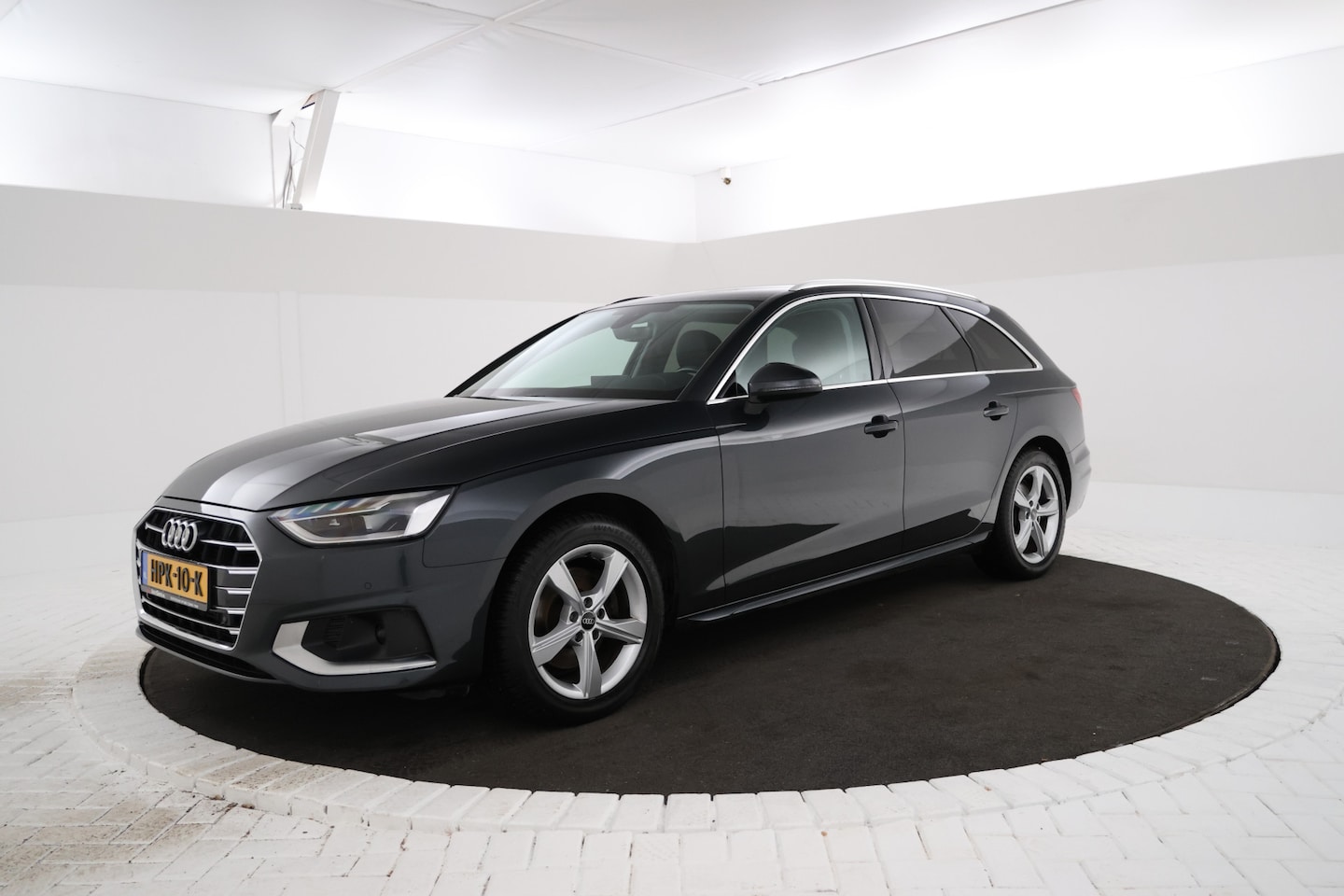 Audi A4 Avant - 35 TFSI Pro Line Sportstoel, leer, Virtual, Climate, Trekhaak - AutoWereld.nl