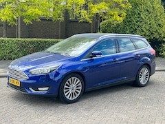 Ford Focus Wagon - 1.0 First Edition nieuw model 6-bak navi clima trekhaak pdc met park-pilot complete auto