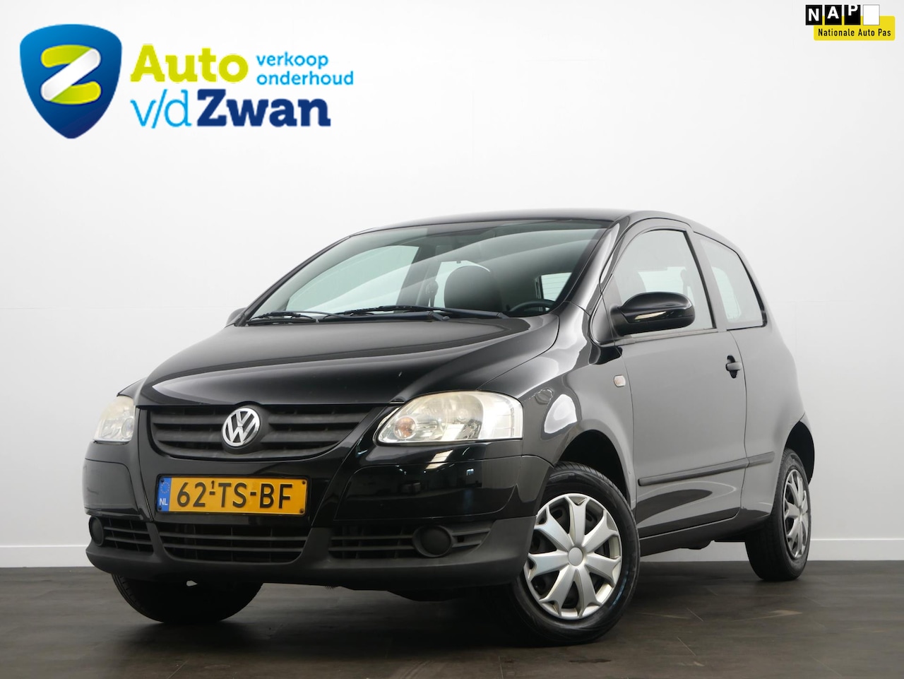 Volkswagen Fox - 1.4 Trendline Airco/Isofix/Elektr.pakket - AutoWereld.nl