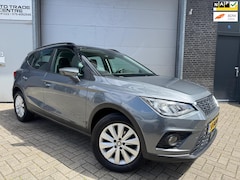 Seat Arona - 1.0 TSI Style Launch Edition [Carplay|Cruise|PDC|Navi|Draadloze telefoonlader]