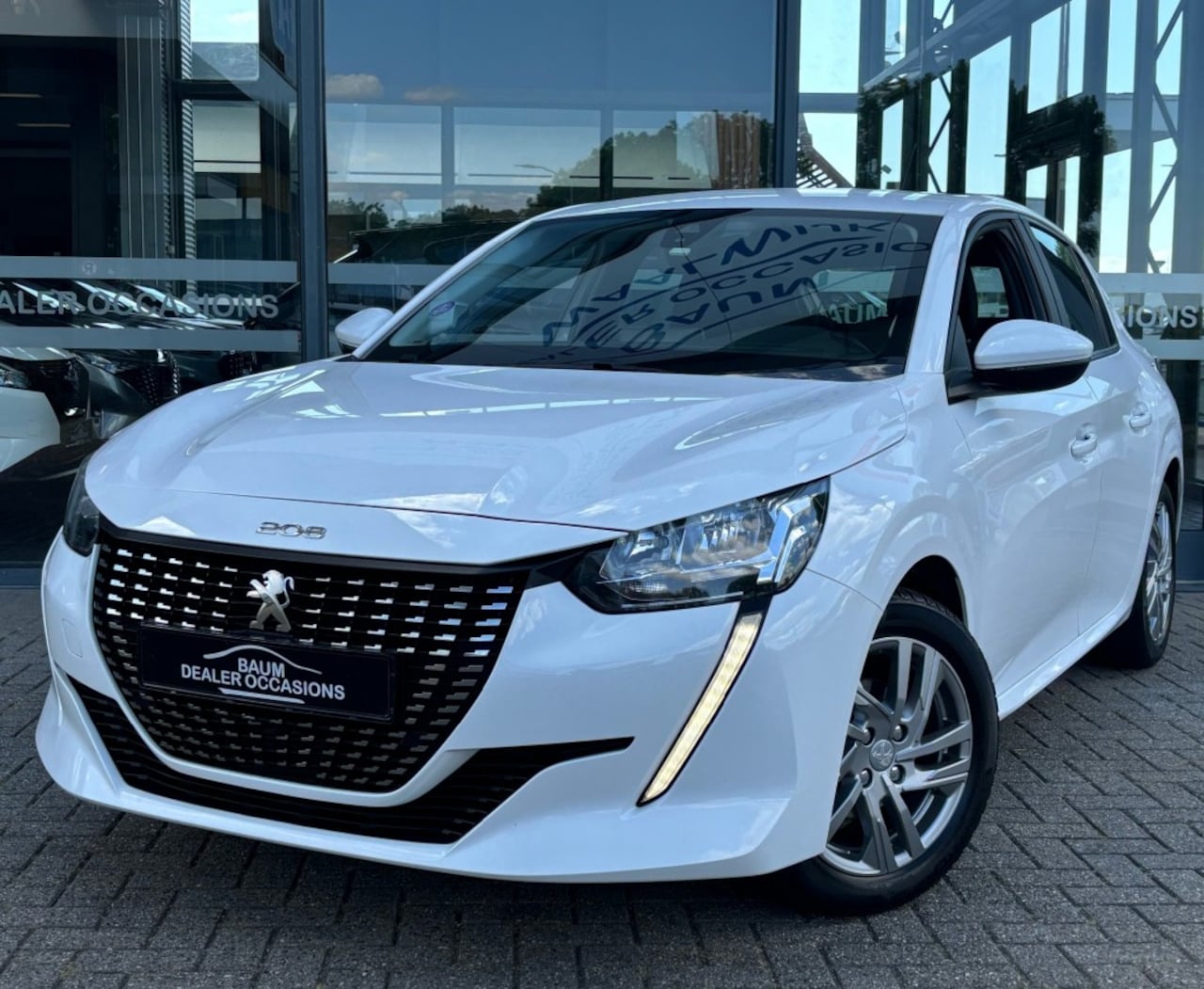 Peugeot 208 - 1.2 PURETECH 100PK  ALLURE CARPLAY LMV PDC AIRCO - AutoWereld.nl