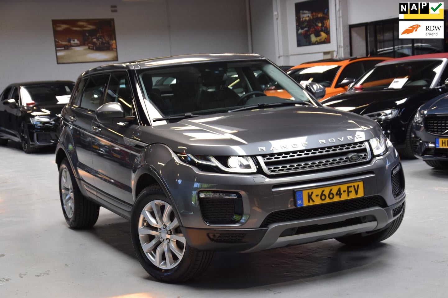 Land Rover Range Rover Evoque - 2.0 Si4 SE Aut.|Panoramadak|Stuurverwarming|Leder| - AutoWereld.nl