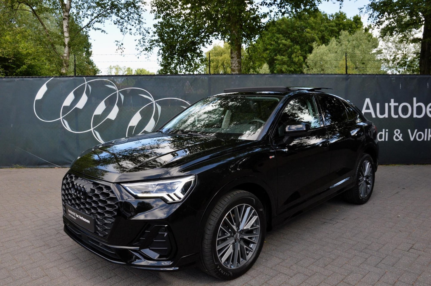 Audi Q3 Sportback - 35 TFSI 150pk|S Edition|Black Edition|Panoramadak|Adaptive Cruise|Automaat| - AutoWereld.nl
