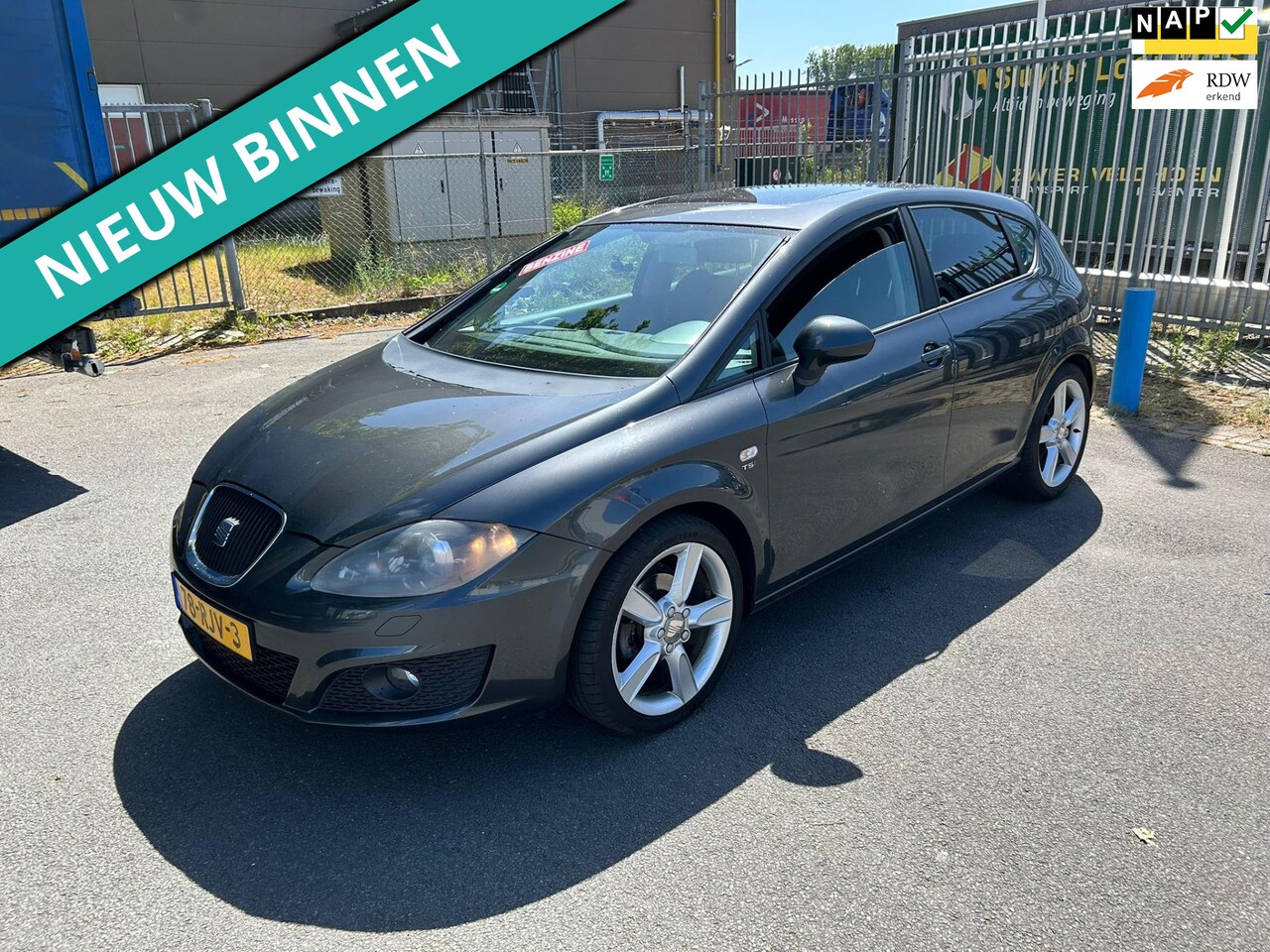 Seat Leon - 1.2 TSI Ecomotive Sport LEUKE AUTO RIJDT EN SCHAKELT GOED - AutoWereld.nl