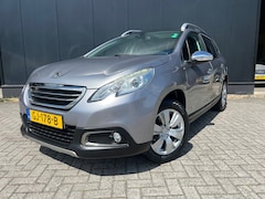Peugeot 2008 - 1.2 PureTech Style Panodak/Navi/OrgNl/Nap