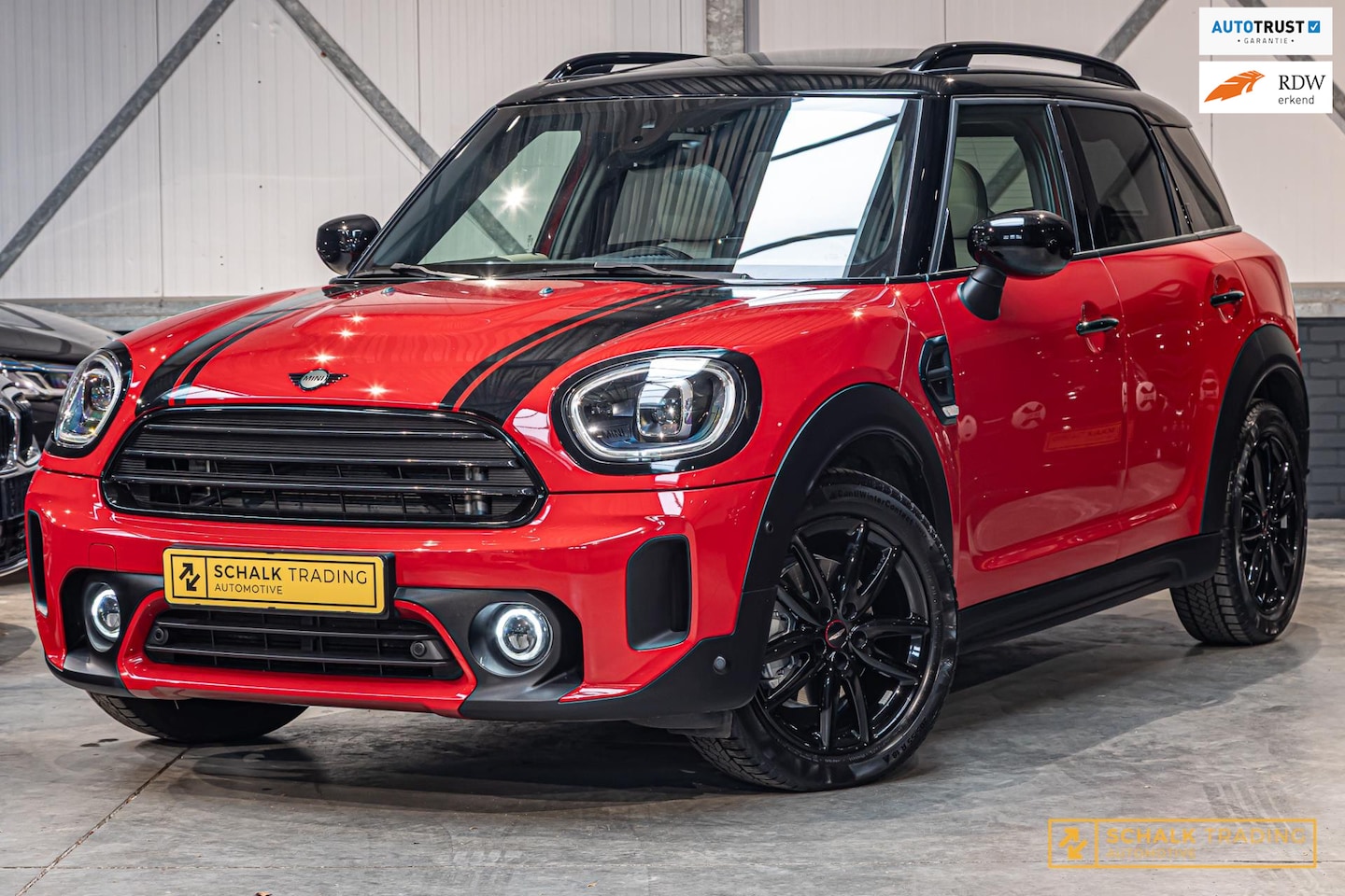 MINI Countryman - 1.5 Cooper Yours|Pano|Leder|E-stoel|Full opt - AutoWereld.nl