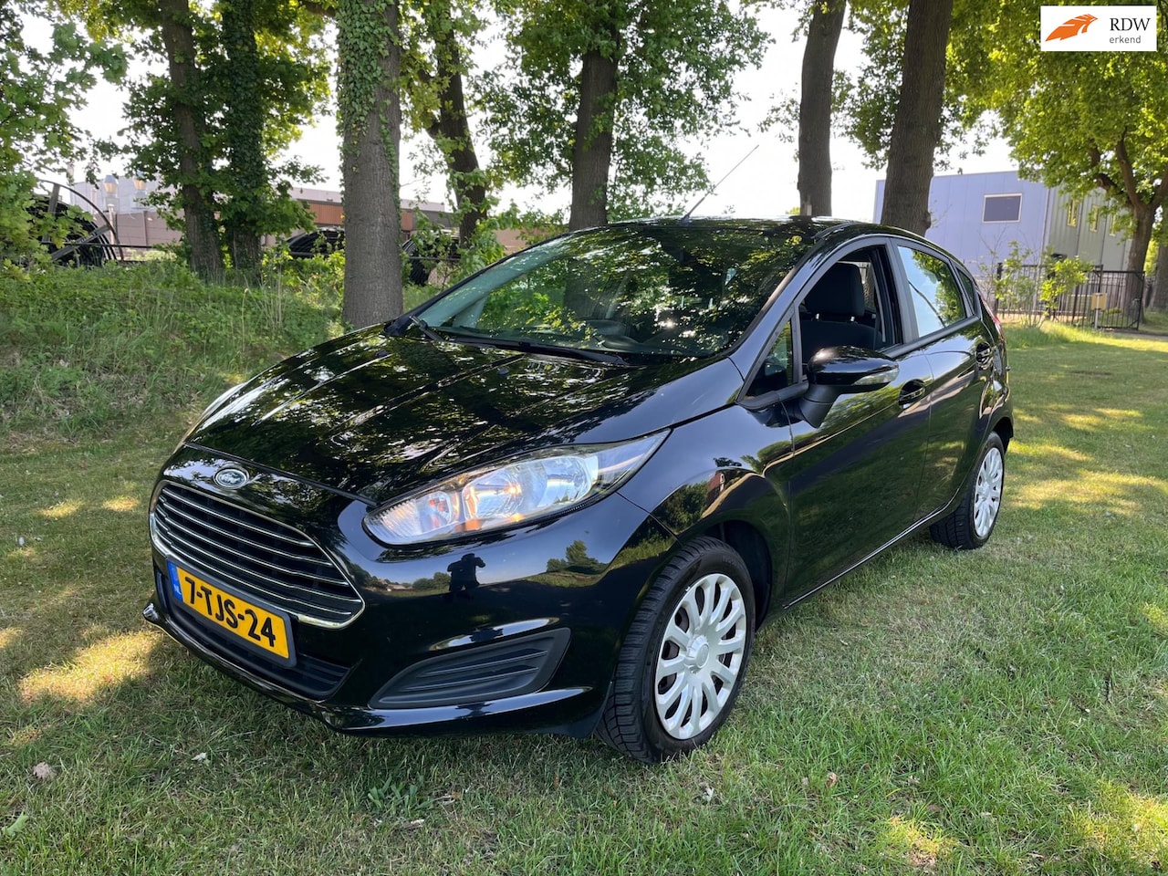 Ford Fiesta - 1.0 Style 48kw/65pk 5D 2014 - AutoWereld.nl