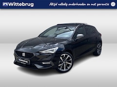 Seat Leon - 1.4 TSI eHybrid PHEV 204PK FR / Panoramadak / 18" LMV / Stuurverwarming / Achteruitrijcame