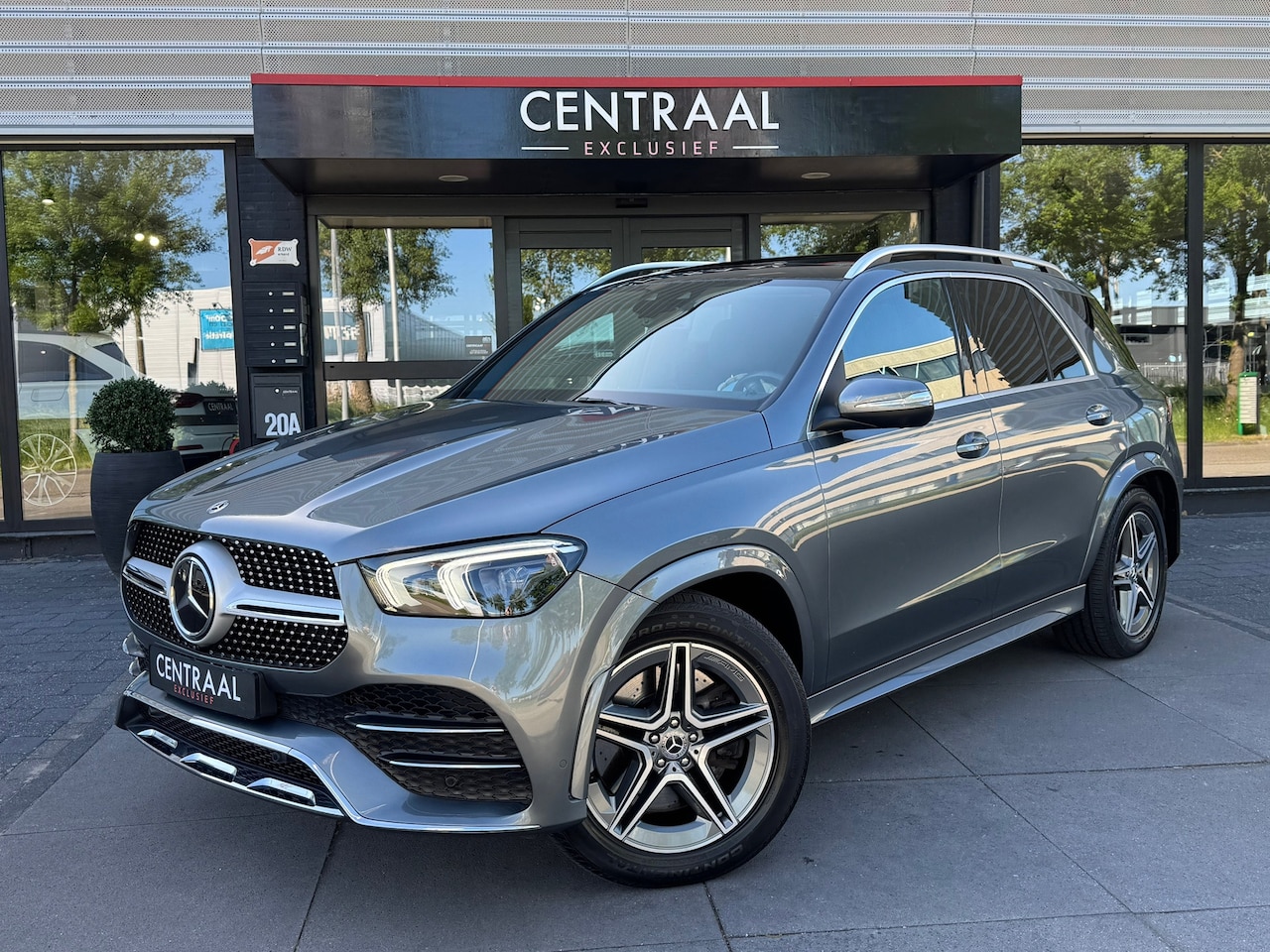 Mercedes-Benz GLE-Klasse - 450 4MATIC AMG Premium Plus|Pano|Burmester|Memory|360Camera|Keyless|Leder|367PK - AutoWereld.nl