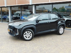Toyota Yaris Cross - 1.5 Hybrid Dynamic Plus | Stuur stoelverwarming | HUD | Elektrische achterklep