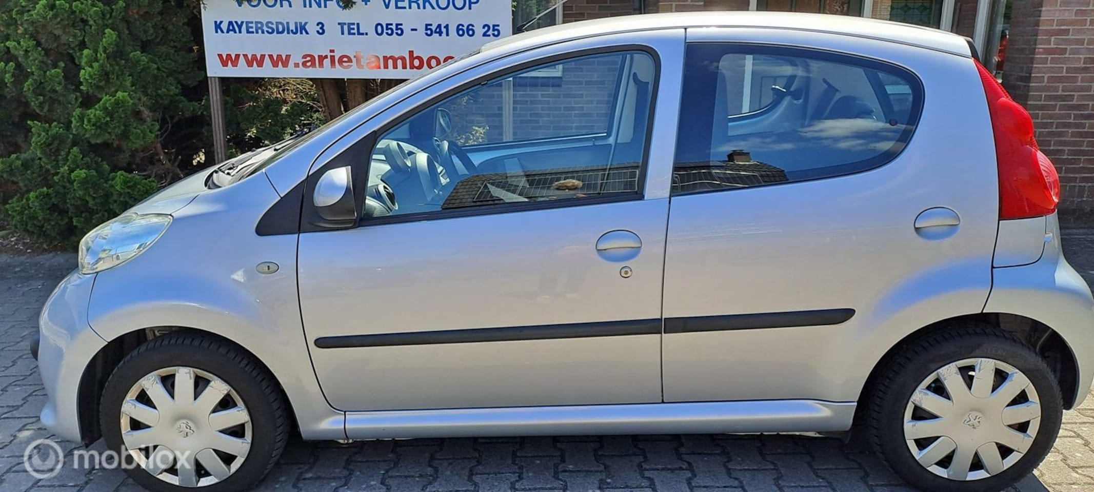 Peugeot 107 - XS- 5 DEURS 1.0-12V XS - AutoWereld.nl