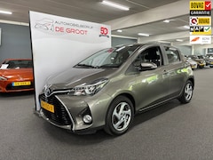 Toyota Yaris - 1.5 Hybrid Trend / NL-auto, Navi, Airco, Trekhaak