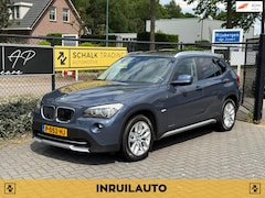 BMW X1 - SDrive18i|Pano|Sportstoelen|Stoelverwarming|Trekhaak