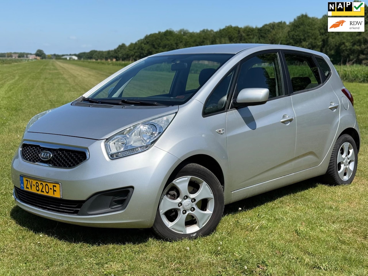 Kia Venga - 1.6 CVVT X-ecutive|Automaat|Airco|Stoelverwarming - AutoWereld.nl