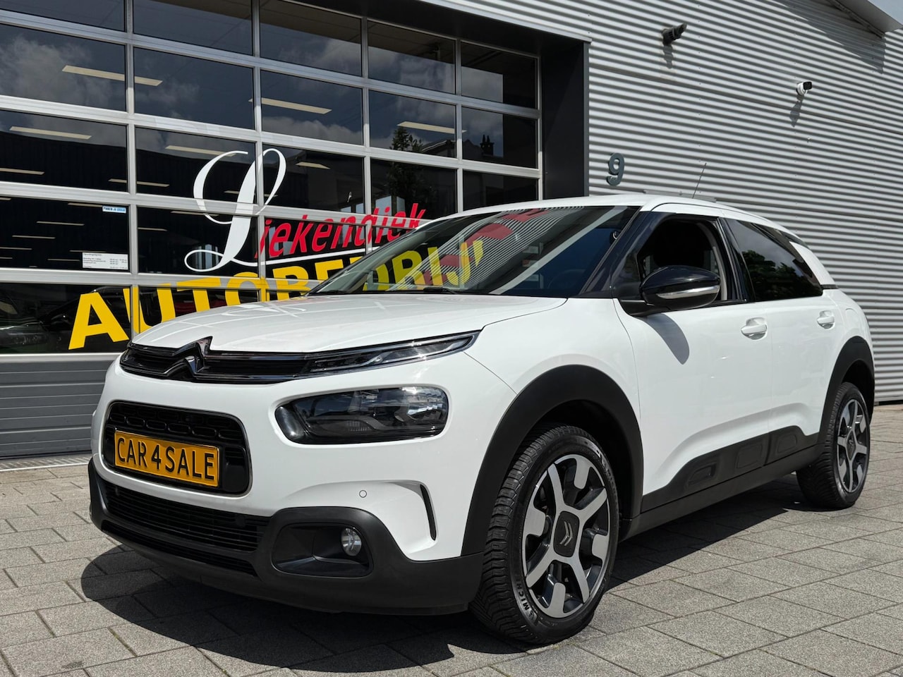 Citroën C4 Cactus - 1.2 PureTech Shine - AUTOMAAT I Navigatie I Airco I PDC / Achteruitrij Camera I LED I Deal - AutoWereld.nl